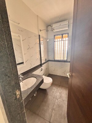 Master Bedroom in 1 BHK Apartment at K Raheja Raheja Residency, Malad East – for Rent