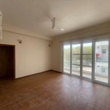 Room in 4 BHK Apartment at SS Linden, Sector 84 – for Rent