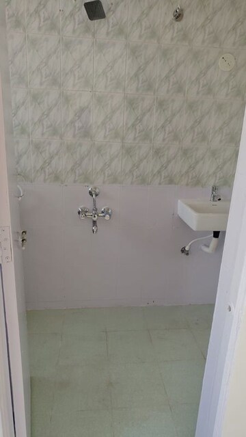 Bathroom in 2 BHK Apartment at Kumar Padmalaya, Aundh – for Rent