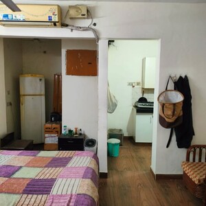 Bedroom in 1.5 BHK Builder Floor at Palam Vihar Residents Association, Palam Vihar – for Rent