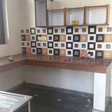 Kitchen in 1.5 BHK Builder Floor at Palam Vihar Residents Association, Palam Vihar – for Rent