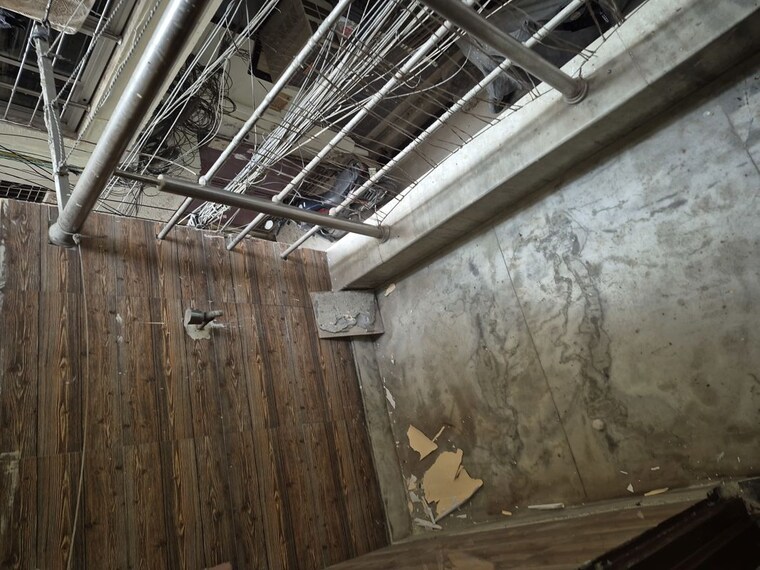 Balcony, mayur vihar 2.5 Bedroom 450 Sq.Ft. Builder Floor In Mayur Vihar Delhi 10020318