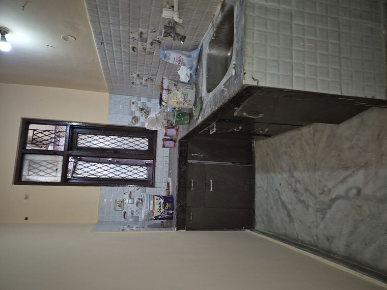Kitchen, mayur vihar 2.5 Bedroom 450 Sq.Ft. Builder Floor In Mayur Vihar Delhi 10020318