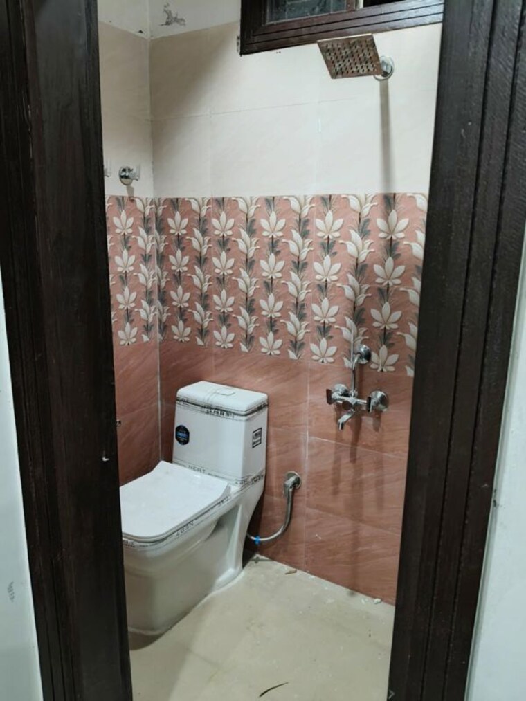 Bathroom, bindal-enclave 2 Bedroom 750 Sq.Ft. Apartment In Phi Iv Greater Noida Greater Noida 10020326