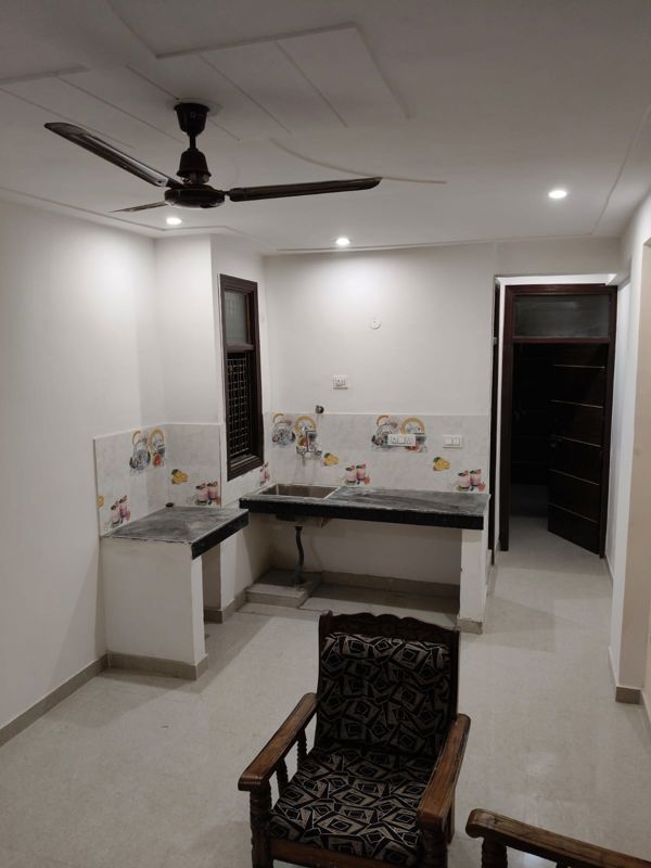 2 BHK Apartment For Rent in Bindal Enclave