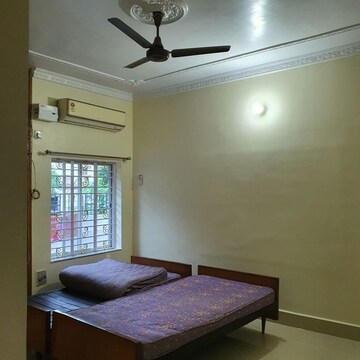 Living Room in 2 BHK Builder Floor at New Patliputra Colony – for Rent