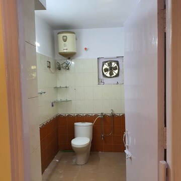 Bathroom in 2 BHK Builder Floor at New Patliputra Colony – for Rent