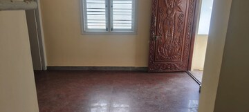 Room in 2 BHK Builder Floor at Jeevan Bima Nagar – for Rent