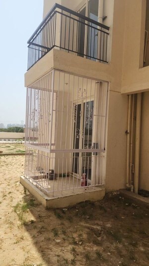 Building Lobby in 2 BHK Apartment at Amrapali Riverview, Amrapali Leisure Valley – for Rent