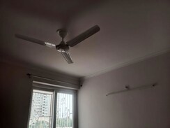 2 BHK Apartment For Rent in Amrapali Riverview