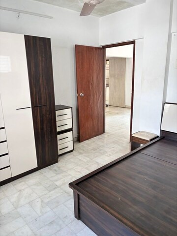 Room in 2 BHK Apartment at Sujal Apartments, Santacruz West – for Rent