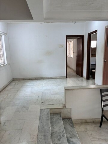Hall in 2 BHK Apartment at Sujal Apartments, Santacruz West – for Rent