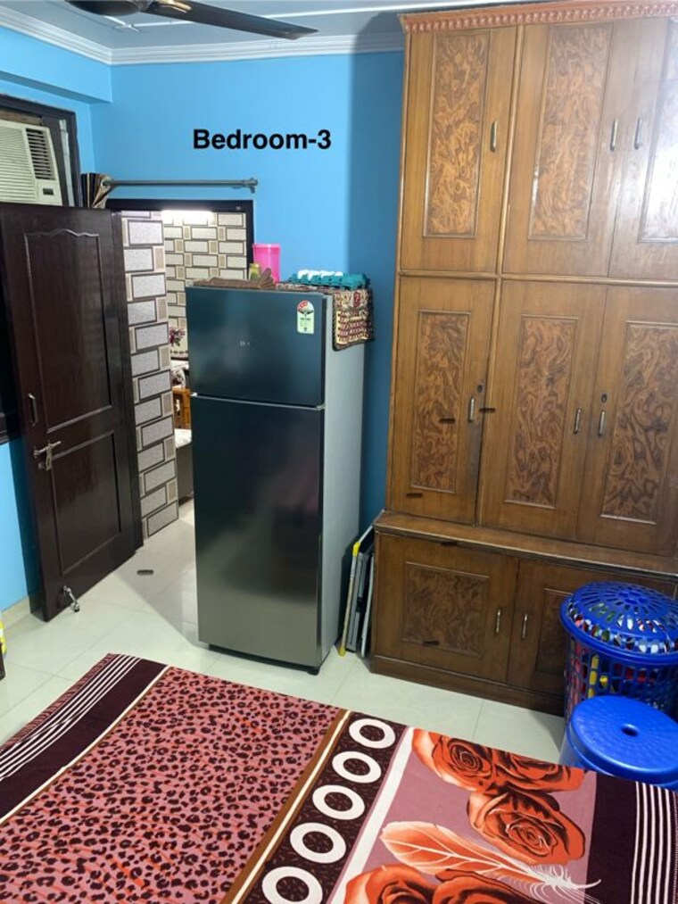 Bedroom, jogabai extension 3 Bedroom 95 Sq.Yd. Apartment In Jogabai Extension Delhi 8923179