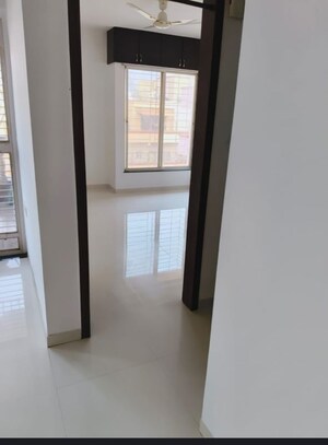 Room in 1 BHK Apartment at Venkatesh Oxy Bonita, Lohgaon – for Sale