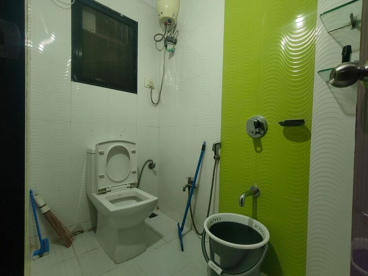 Bathroom, kopar khairane sector 20 2 Bedroom 1100 Sq.Ft. Apartment In Kopar Khairane Sector 20 Navi Mumbai 10020388