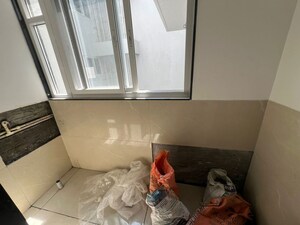 Furnished Amenities in 2.5 BHK Apartment at Pristine Allure, Kharadi – for Rent