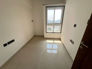 Room in 2.5 BHK Apartment at Pristine Allure, Kharadi – for Rent