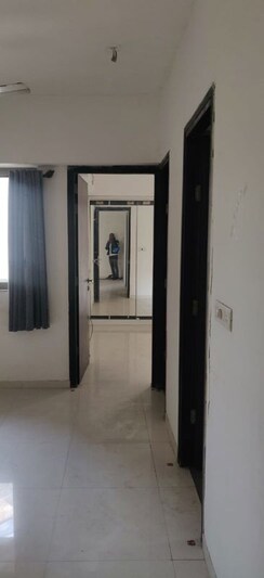 1 BHK +Apartment For Rent in Lodha Splendora