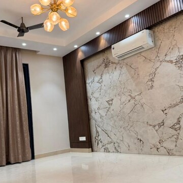 Bedroom in 3 BHK Builder Floor at Sector 54 – for Rent