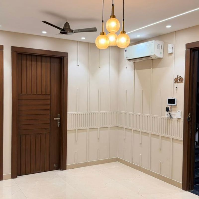 3 BHK Builder Floor For Rent in Sector 54