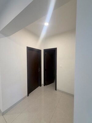 Room in 3 BHK Apartment at Cooke Town – for Rent