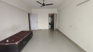 2 BHK Apartment For Rent in Mermit Tower, Lower Parel