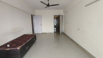 2 BHK Apartment For Rent in Mermit Tower, Lower Parel