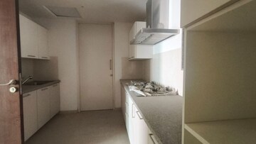 Kitchen in 3.5 BHK Apartment at Lokhandwala Minerva Mahalaxmi, Mahalaxmi – for Rent