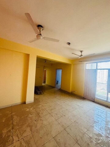 Room in 3 BHK Apartment at Tulip Orange, Sector 70 – for Sale