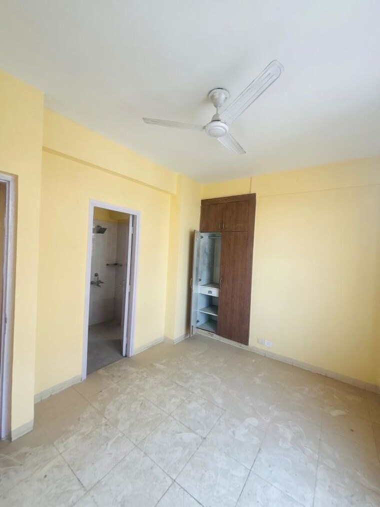 Room, tulip-orange 3 Bedroom 1437 Sq.Ft. Apartment In Sector 70 Gurgaon 10020491