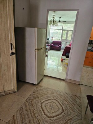 Bathroom in 1 BHK Apartment at Malviya Nagar – for Rent