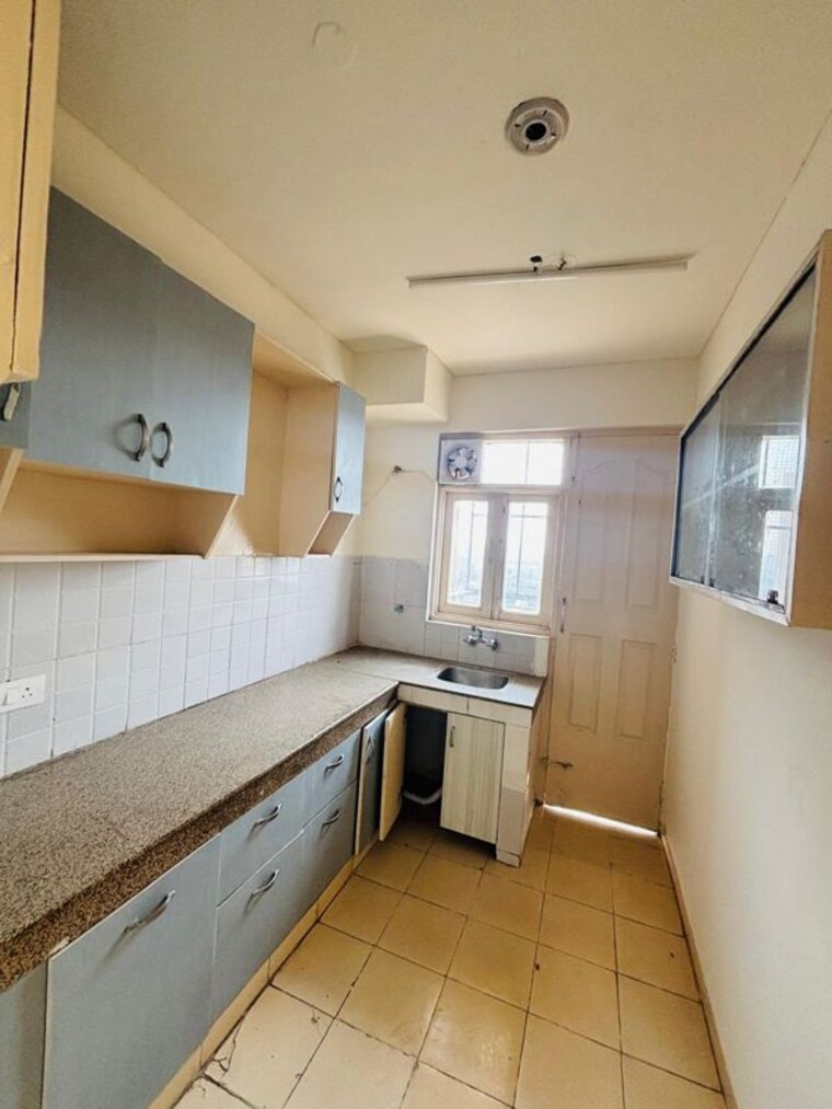 Kitchen, tulip-white 3 Bedroom 1326 Sq.Ft. Apartment In Sector 69 Gurgaon 10020499