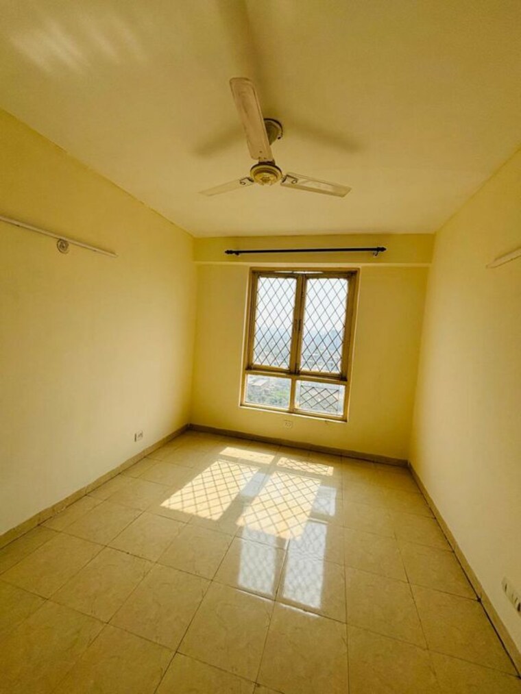 Room, tulip-white 3 Bedroom 1326 Sq.Ft. Apartment In Sector 69 Gurgaon 10020499