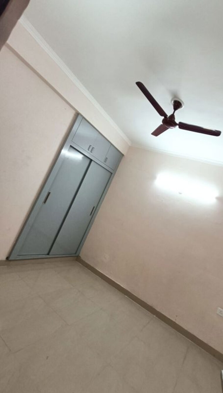 Room, amrapali-golf-homes 2 Bedroom 1100 Sq.Ft. Apartment In Sector 4 Greater Noida Greater Noida 10020526