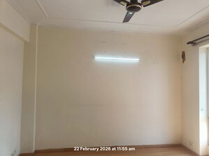 Room in 3.5 BHK Apartment at Bestech Park View City 2, Sector 49 – for Sale