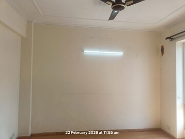 Room in 3.5 BHK Apartment at Bestech Park View City 2, Sector 49 – for Sale