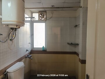 Bathroom in 3.5 BHK Apartment at Bestech Park View City 2, Sector 49 – for Sale