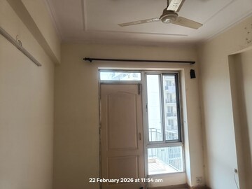 Room in 3.5 BHK Apartment at Bestech Park View City 2, Sector 49 – for Sale