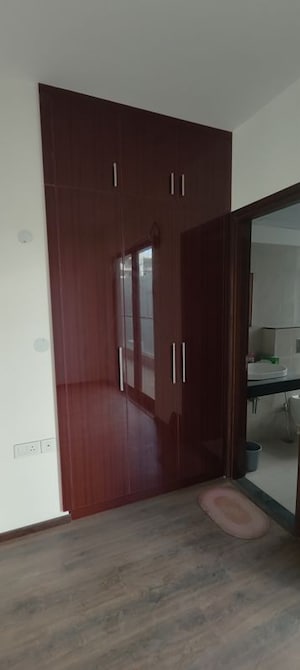 Room in 3 BHK Apartment at Adani Samsara Vilasa, Sector 63 – for Rent