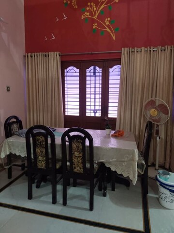 Team Area in 3 BHK Independent House at Chhani – for Rent
