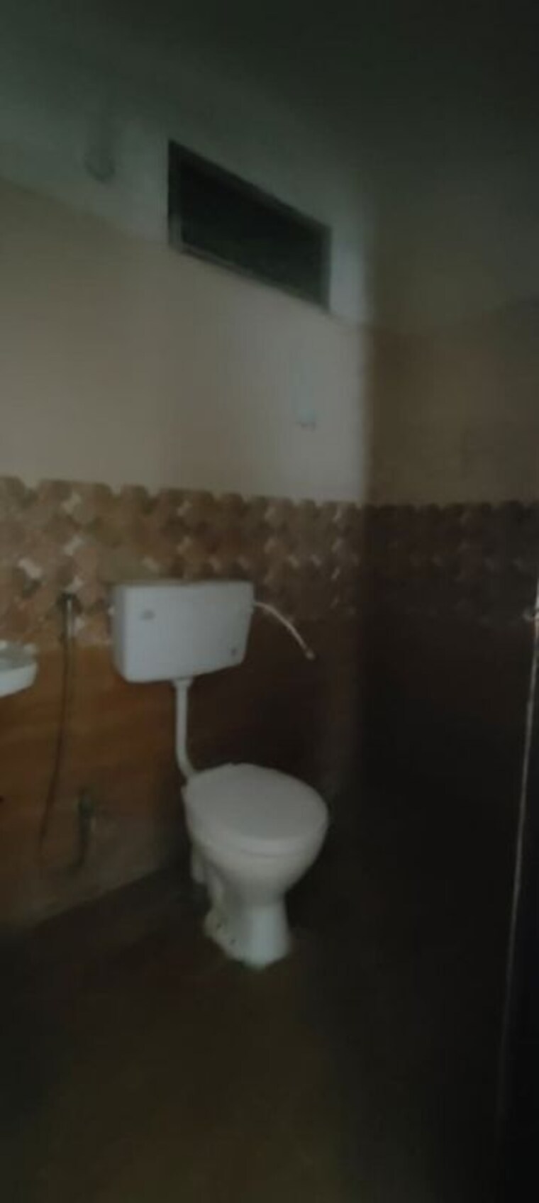 Bathroom, mahadeo ghat road 2 Bedroom 990 Sq.Ft. Apartment In Mahadeo Ghat Road Raipur 10020527