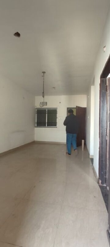 Room in 2 BHK Apartment at Mahadeo Ghat Road – for Rent