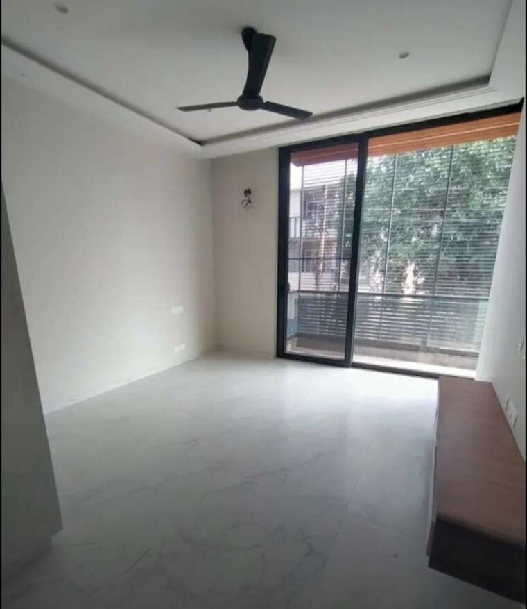 Room, sector 21 4 Bedroom 2500 Sq.Ft. Builder Floor In Sector 21 Chandigarh 10020558