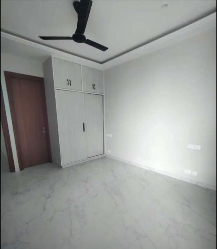 Room, sector 21 4 Bedroom 2500 Sq.Ft. Builder Floor In Sector 21 Chandigarh 10020558