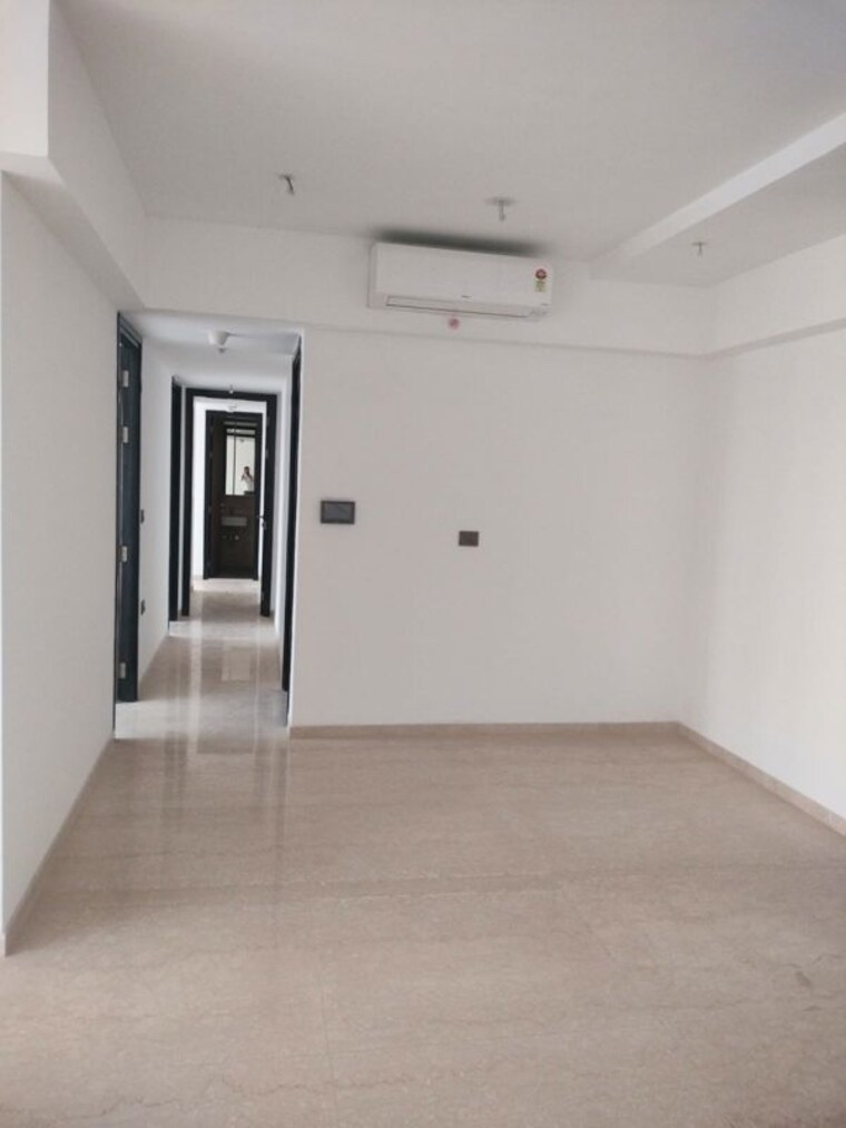 Room, marathon-monte-south 2.5 Bedroom 1100 Sq.Ft. Apartment In Byculla West Mumbai 10020567