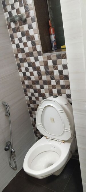 1 BHK Apartment – Nearby View at Deepak Mahal CHS, Worli - for Rent