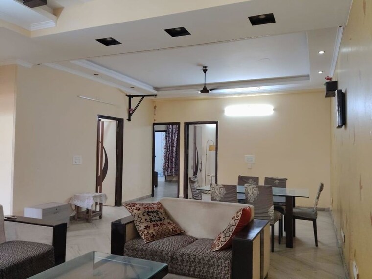 Living Room, sector 50 3 Bedroom 2500 Sq.Ft. Builder Floor In Sector 50 Noida 10020581