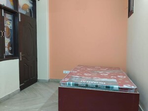 Bedroom in 3 BHK Builder Floor at Sector 50 – for Rent