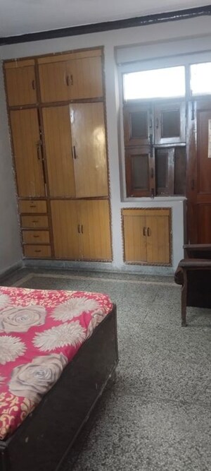 Bedroom in 3 BHK Builder Floor at Sector 11 – for Rent