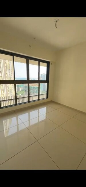 Room in 3 BHK Apartment at Chandak 34 Park Estate, Goregaon West – for Rent